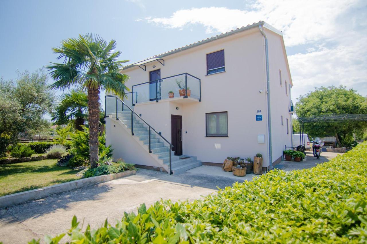 Apartments Aki マリンスカ エクステリア 写真