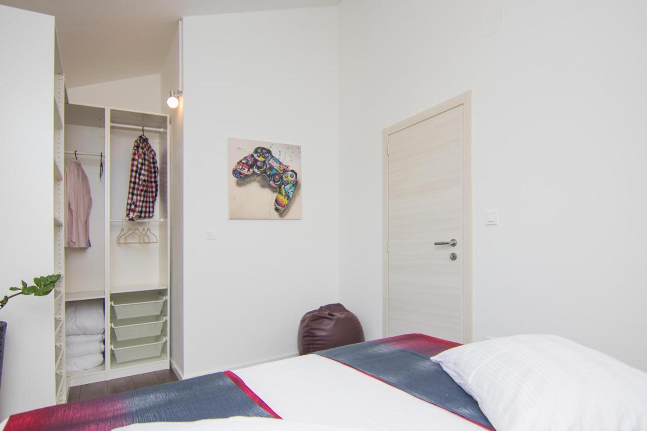 Apartments Aki マリンスカ エクステリア 写真